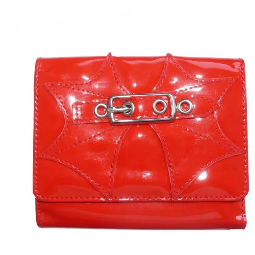 Cartera de vinilo rojo alas murciélago