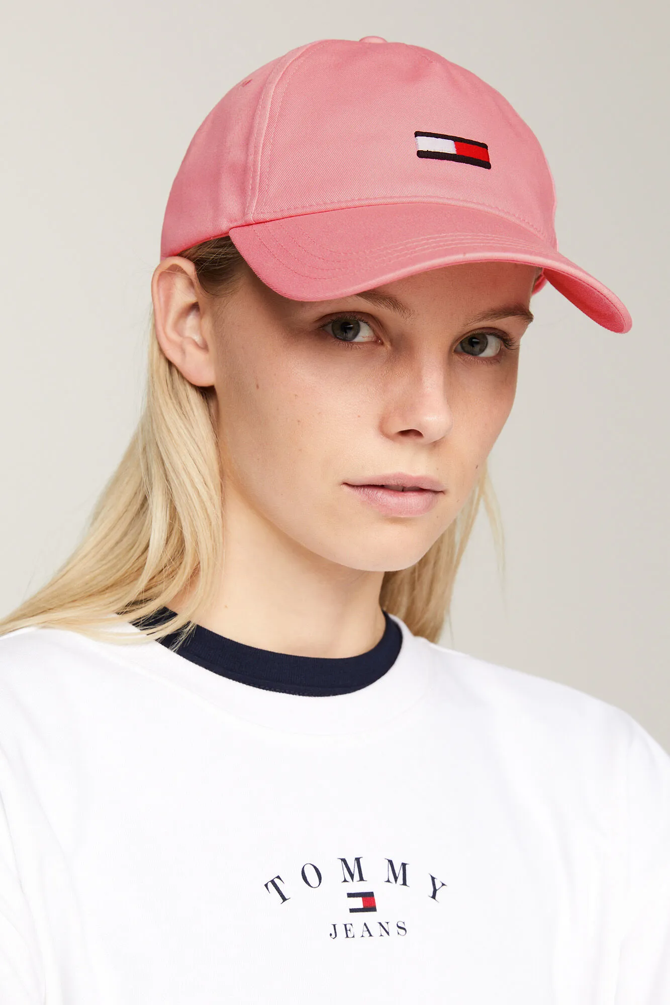 Gorra de algodón orgánico Tommy Jeans rosa