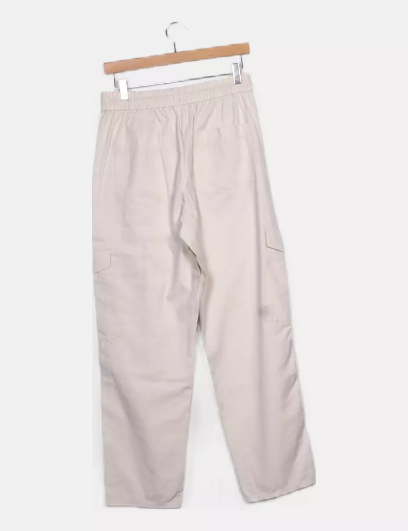 Massimo Dutti Pantalones cargo Fluido