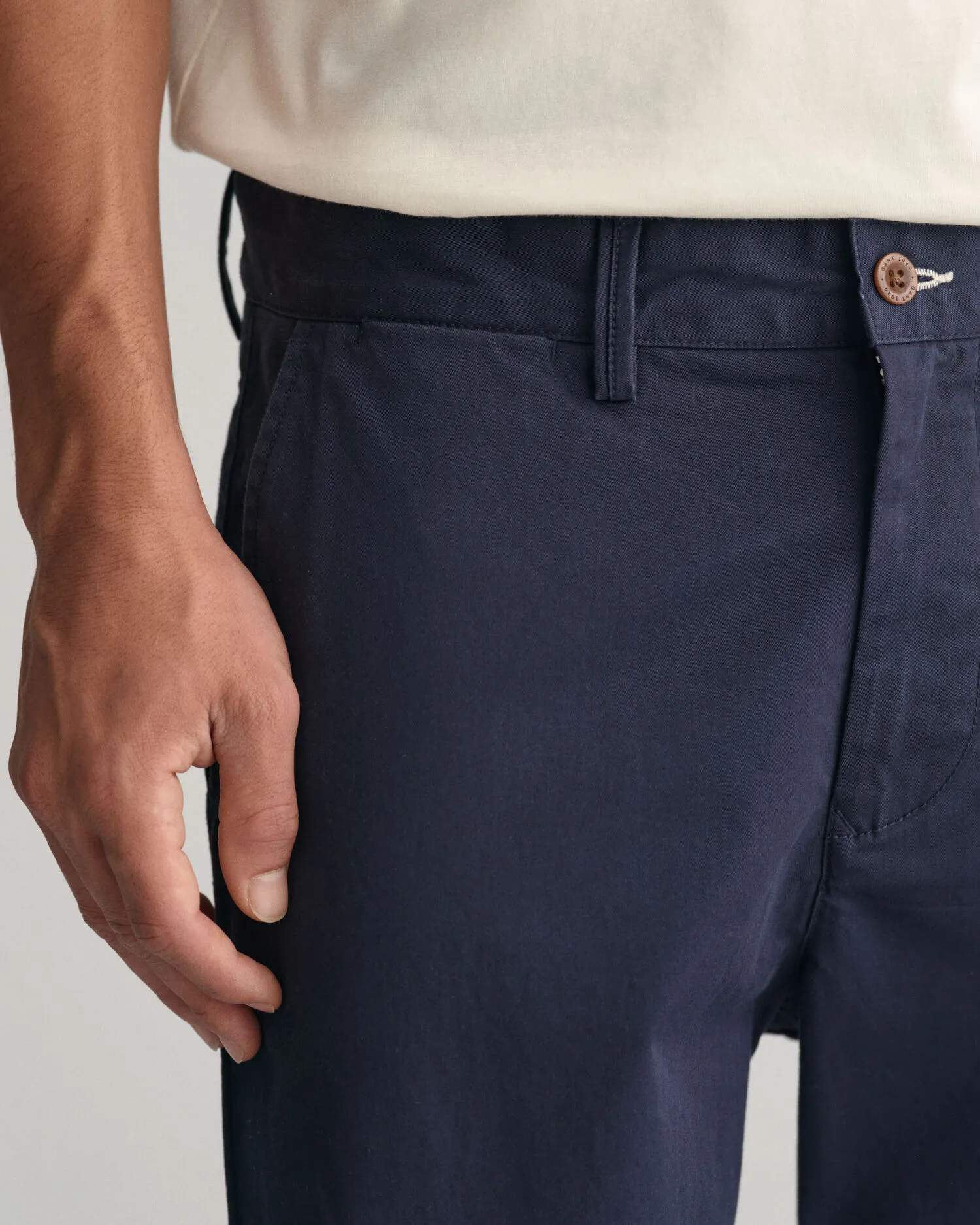 Pantalones chinos Tapered de sarga