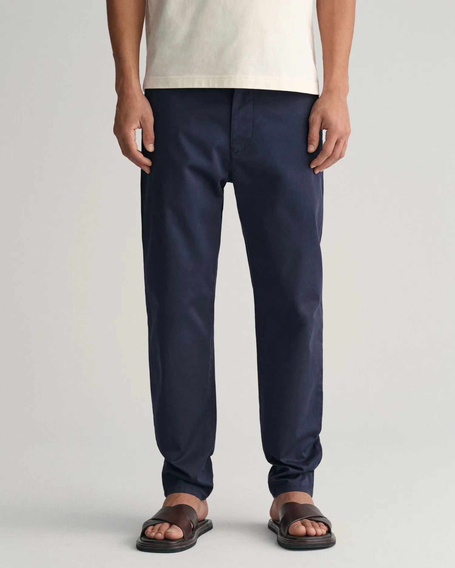 Pantalones chinos Tapered de sarga