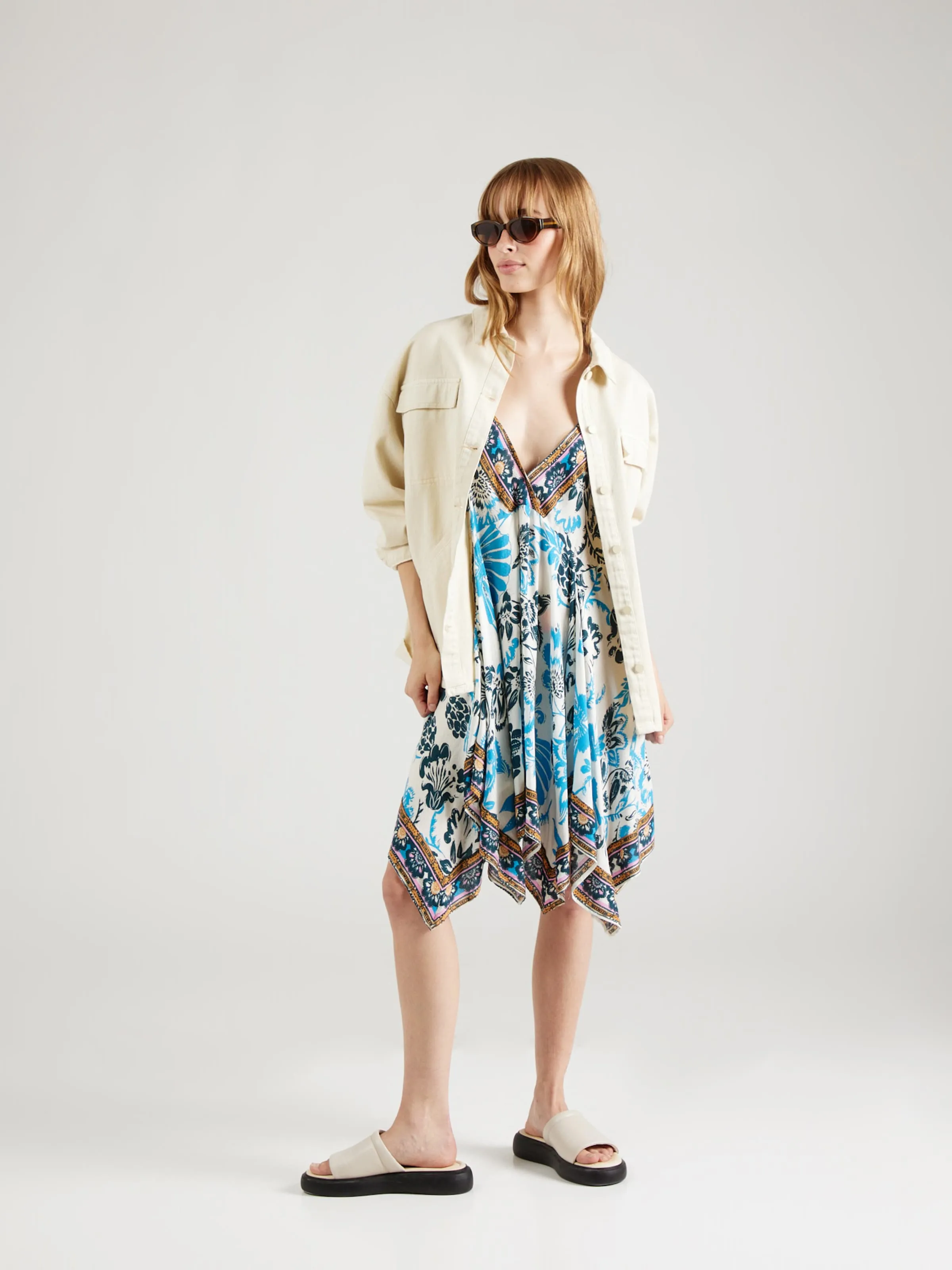 Vestido de verano 'BALI SEASHELL' Free People en Azul, Azul Claro