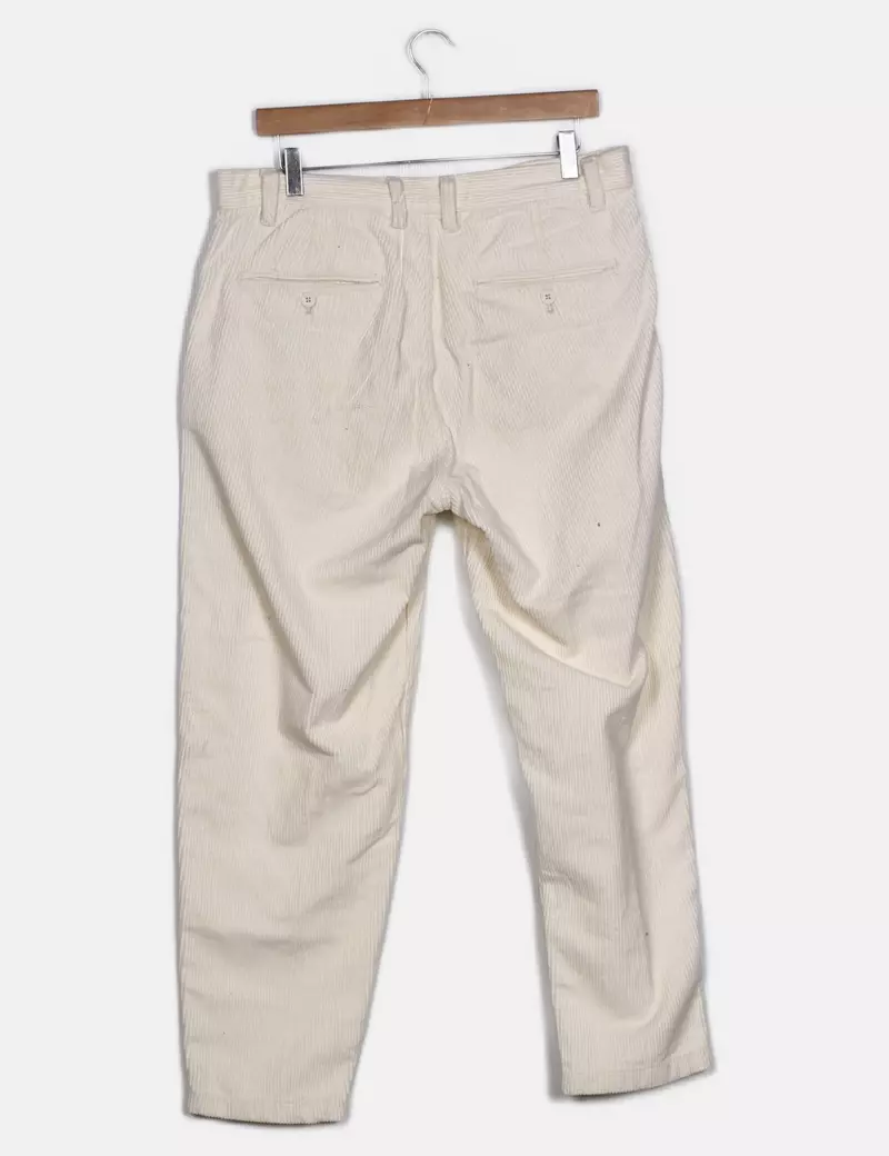 Zara Pantalones chinos Rectos De pana